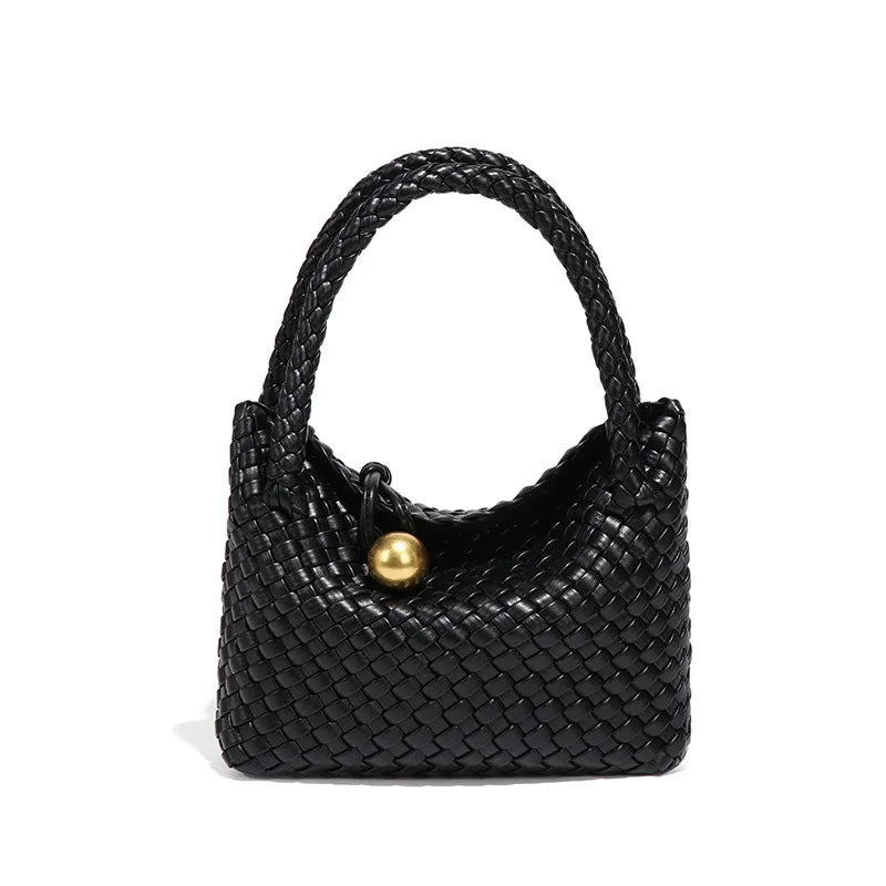 ASTRID™ | ELEGANTE SAMTCLUTCH MIT GOLDENEN AKZENTEN