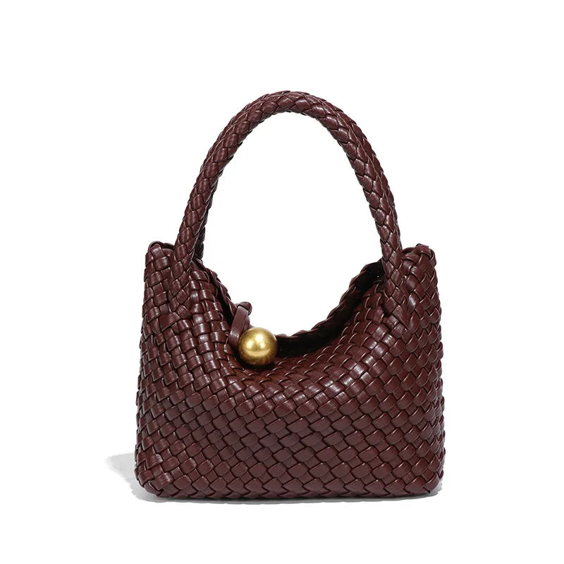 ASTRID™ | ELEGANTE SAMTCLUTCH MIT GOLDENEN AKZENTEN