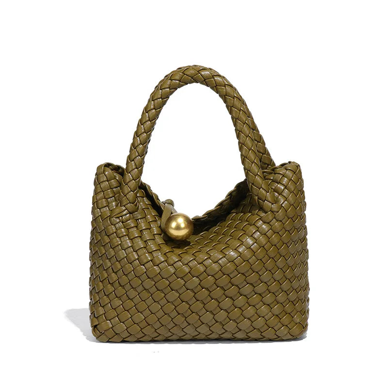 ASTRID™ | ELEGANTE SAMTCLUTCH MIT GOLDENEN AKZENTEN