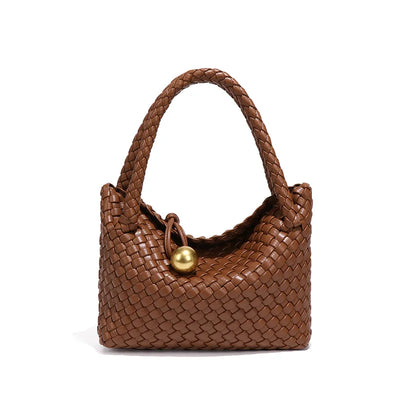 ASTRID™ | ELEGANTE SAMTCLUTCH MIT GOLDENEN AKZENTEN